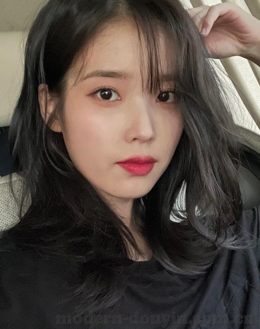 麻豆传媒李慕儿-揭秘麻豆传媒与李慕儿的艺术旅程——从幕后到台前的蜕变