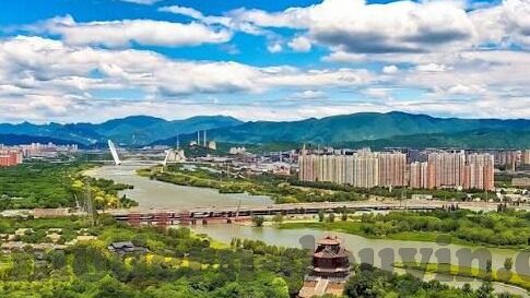 在线播放麻豆传媒视频-以科技之乐，探索在线观看的现代影视体验